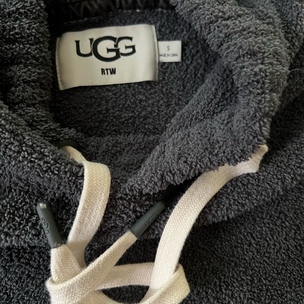 Ugg hoodie